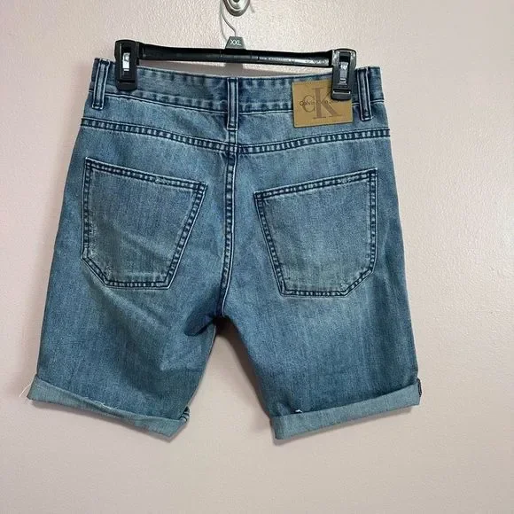 Calvin Klein distressed cut off jean shorts women’s 28 - Picture 4 of 6